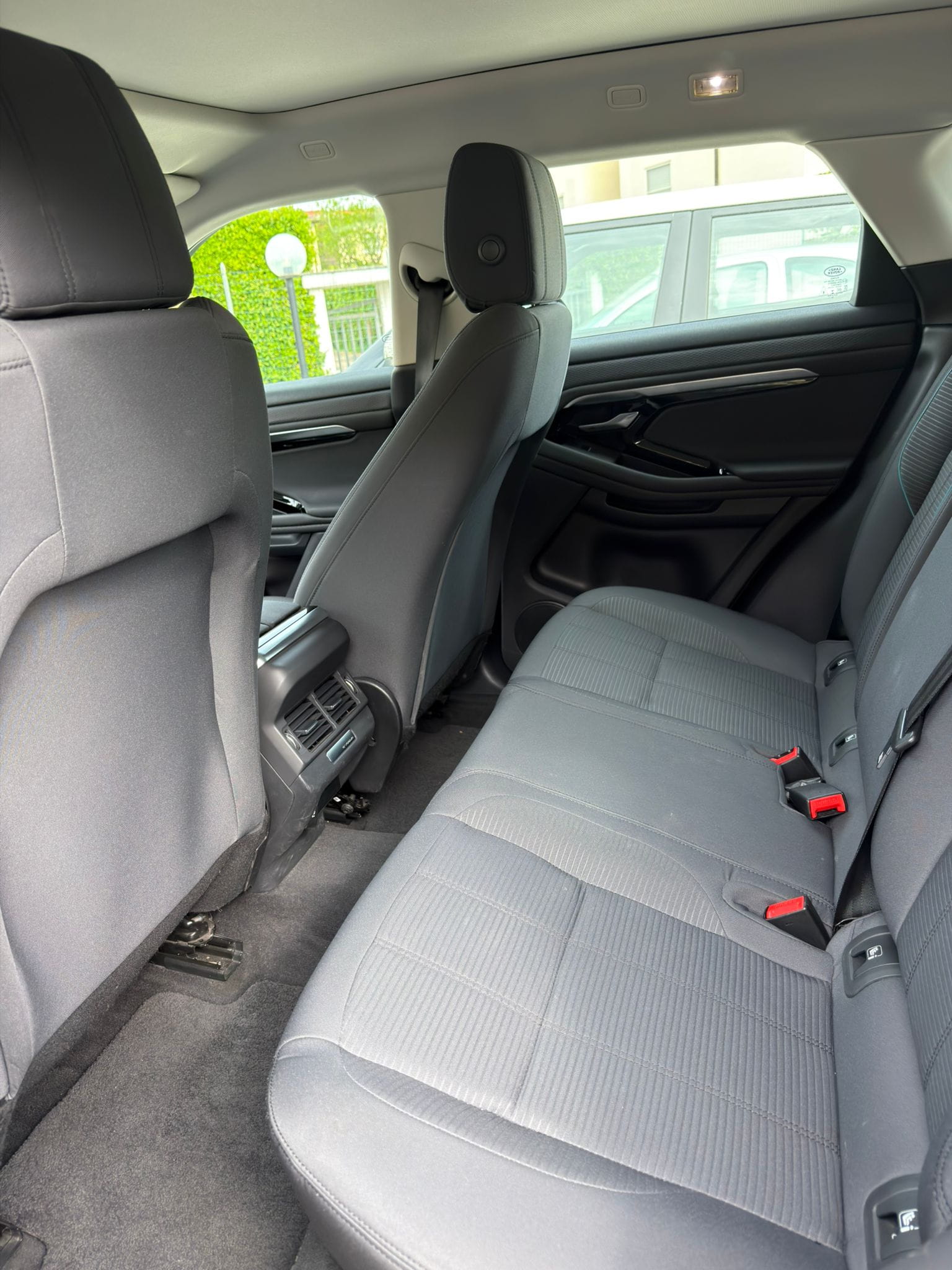 Range Rover usata latina sedili interni